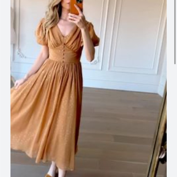 JessaKae Dresses & Skirts - JessaKae Golden Empire Waist Fluffy Midi Dress Puffy Sleeves Size Medium